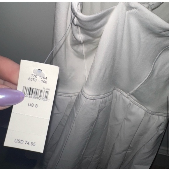 NWT OFFLINE by Aerie Nylon Pleated Exercise Tennis dress white small - Picture 7 of 10